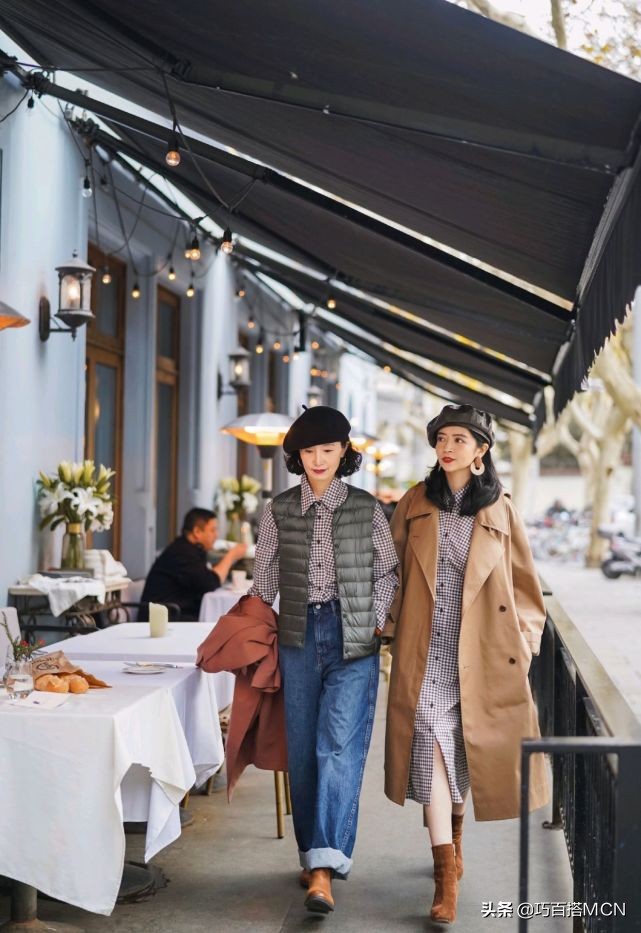 三木母女俩穿衣很时尚很有气质,三木母女最近时尚搭配颗粒绒大衣