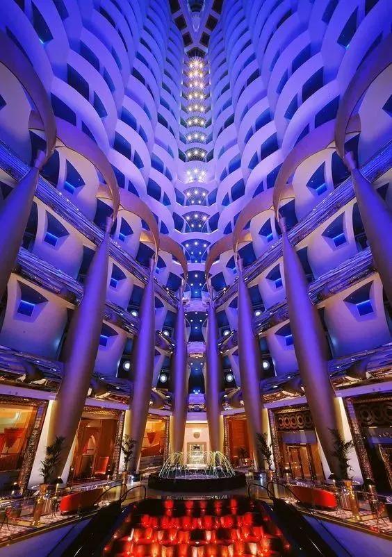 见识一下全球最豪华的七星级酒店,中国第一家七星级酒店远超迪拜