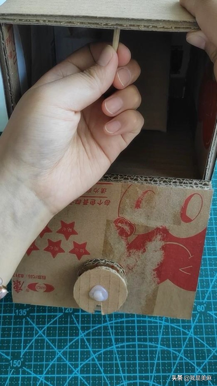 6-12岁儿童存钱罐简单实用,儿童透明存钱罐教程