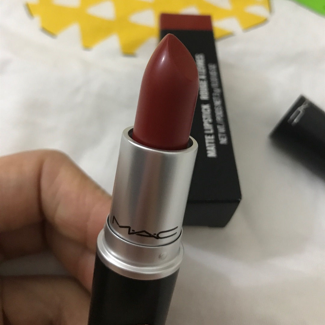 显白持久的口红排行榜前十名,2021年流行口红色