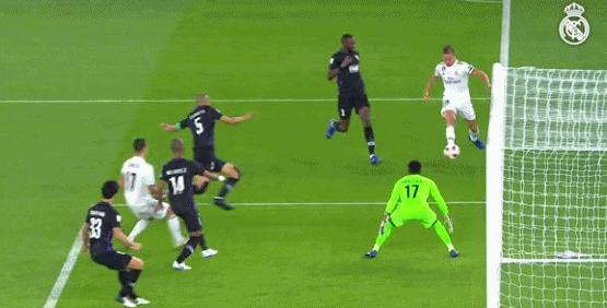 71场进1球！皇马“太子”铁树开花女友看哭了他也不想转会了！