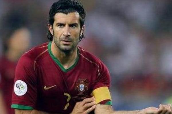 足球历史上伟大的七号c罗,足坛封神榜排名c罗