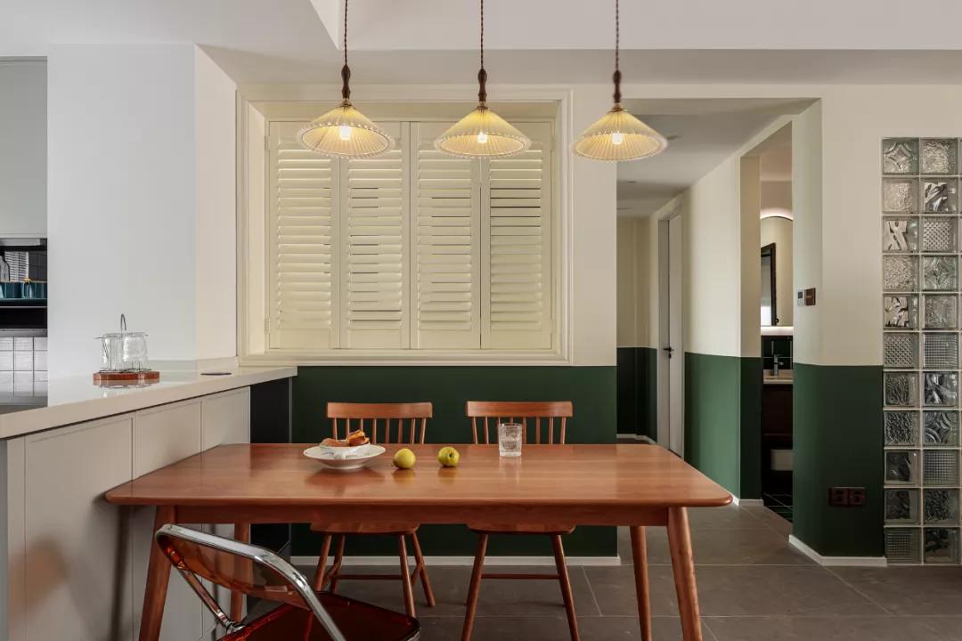 藏不住了!开室内窗,才是拯救90m²老旧二手房的终极大招