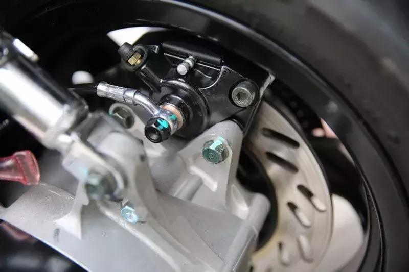 三阳fnx踏板摩托车全系列,三阳最新款150踏板摩托车测试