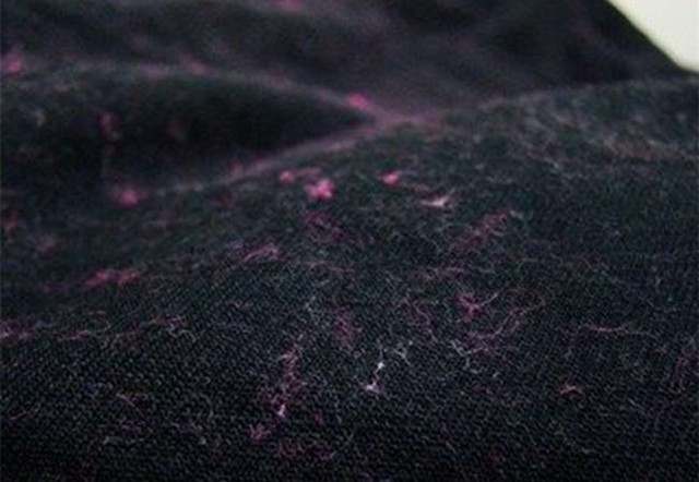 怎么让黑裤子不粘毛,黑裤子老是粘毛毛怎么解决