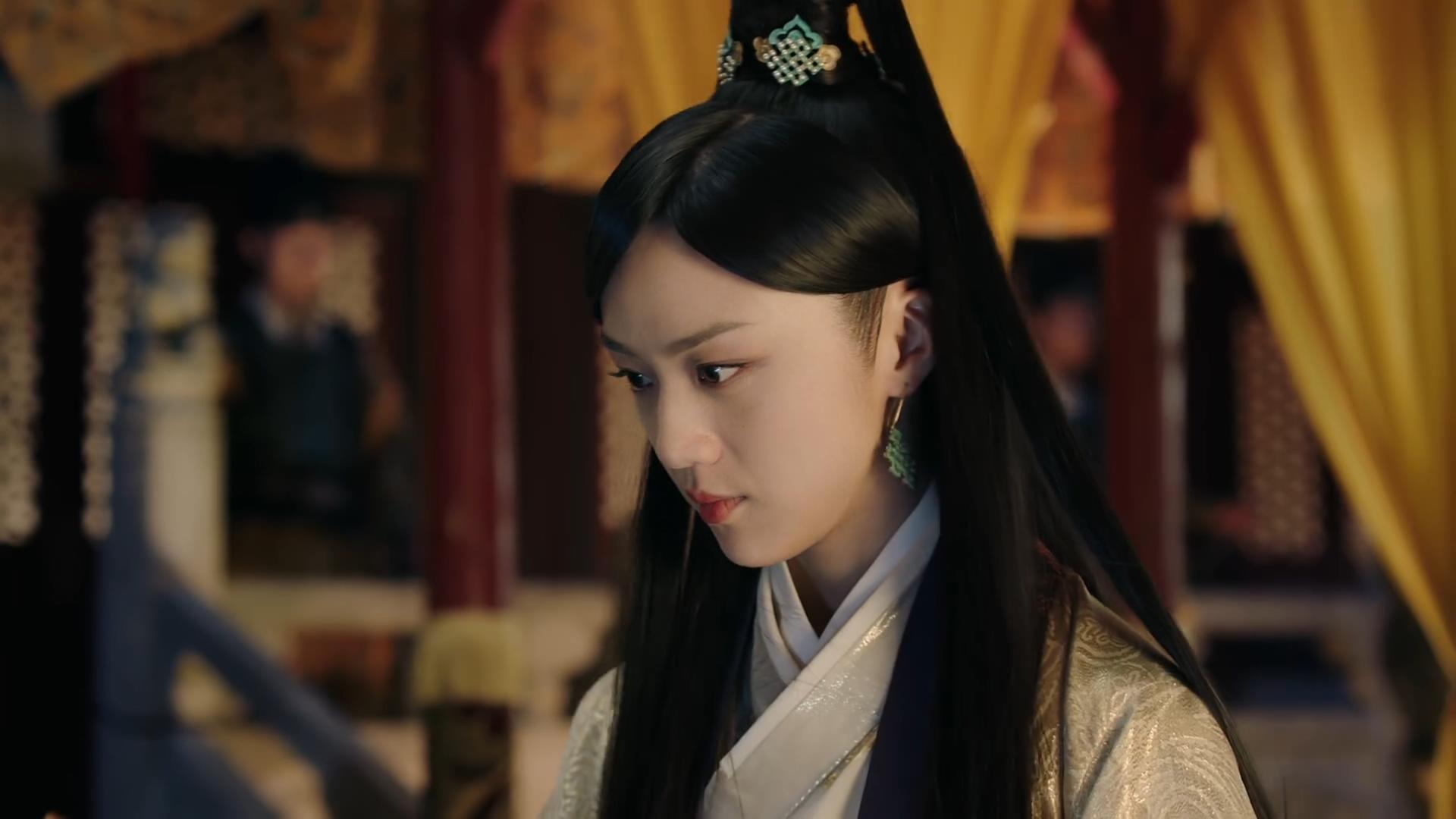 比较火的女明星发型搭配,女明星造型心机发型