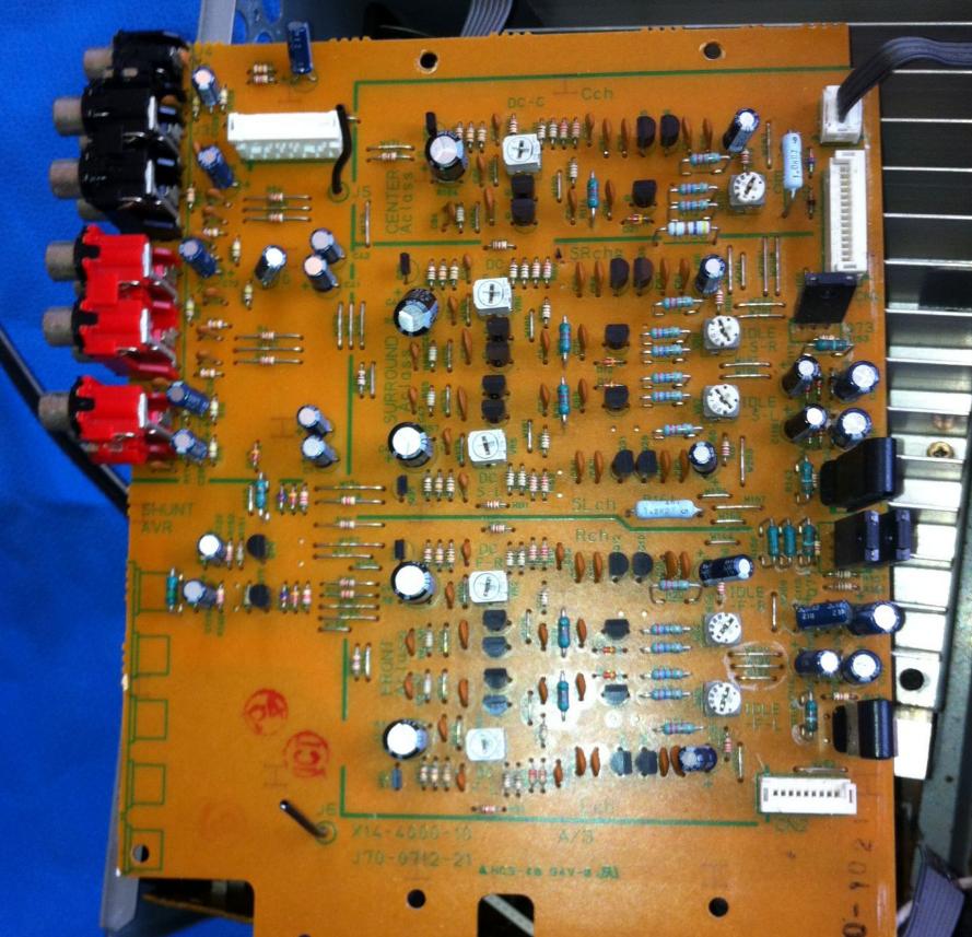 修一台建伍高端功放内部线路不亚于一台黑白电视机