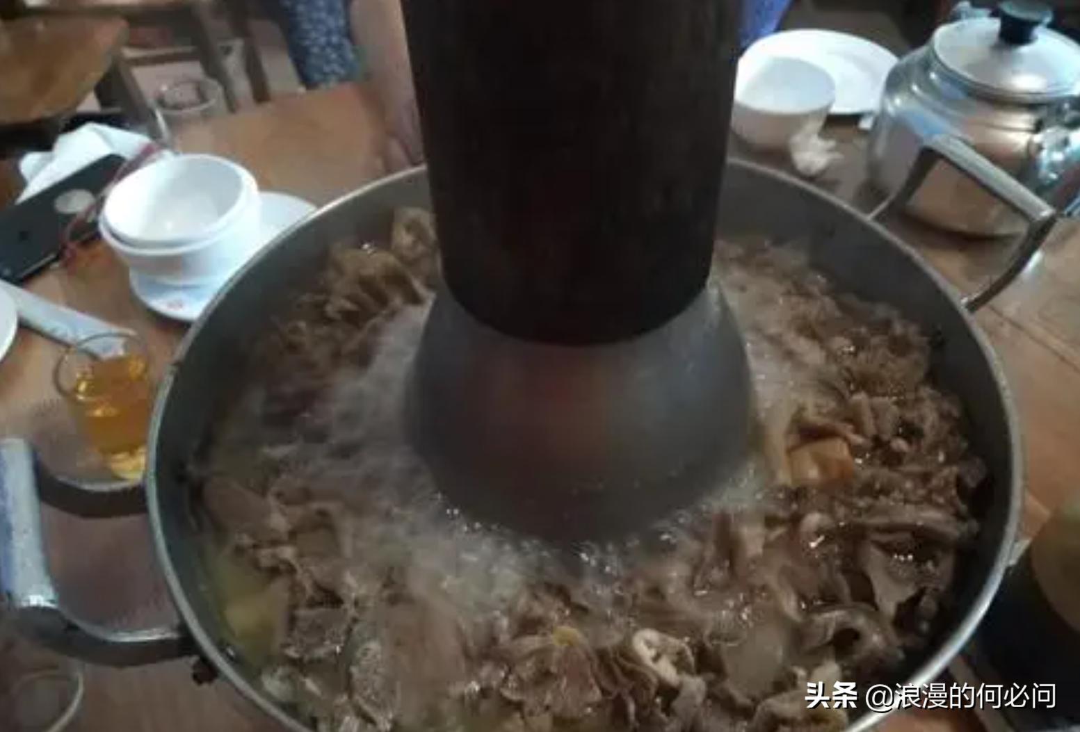 云南人的火锅有哪些特点,云南人吃火锅一般都点什么锅底