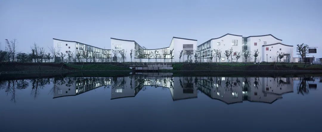 什么是坡屋顶有什么优缺点,什么是坡屋顶保温