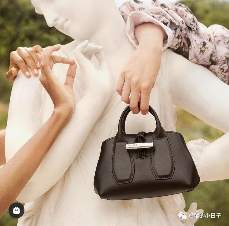 最有权势的德国总理天天背的千元包，这个法国的品牌到底多好用