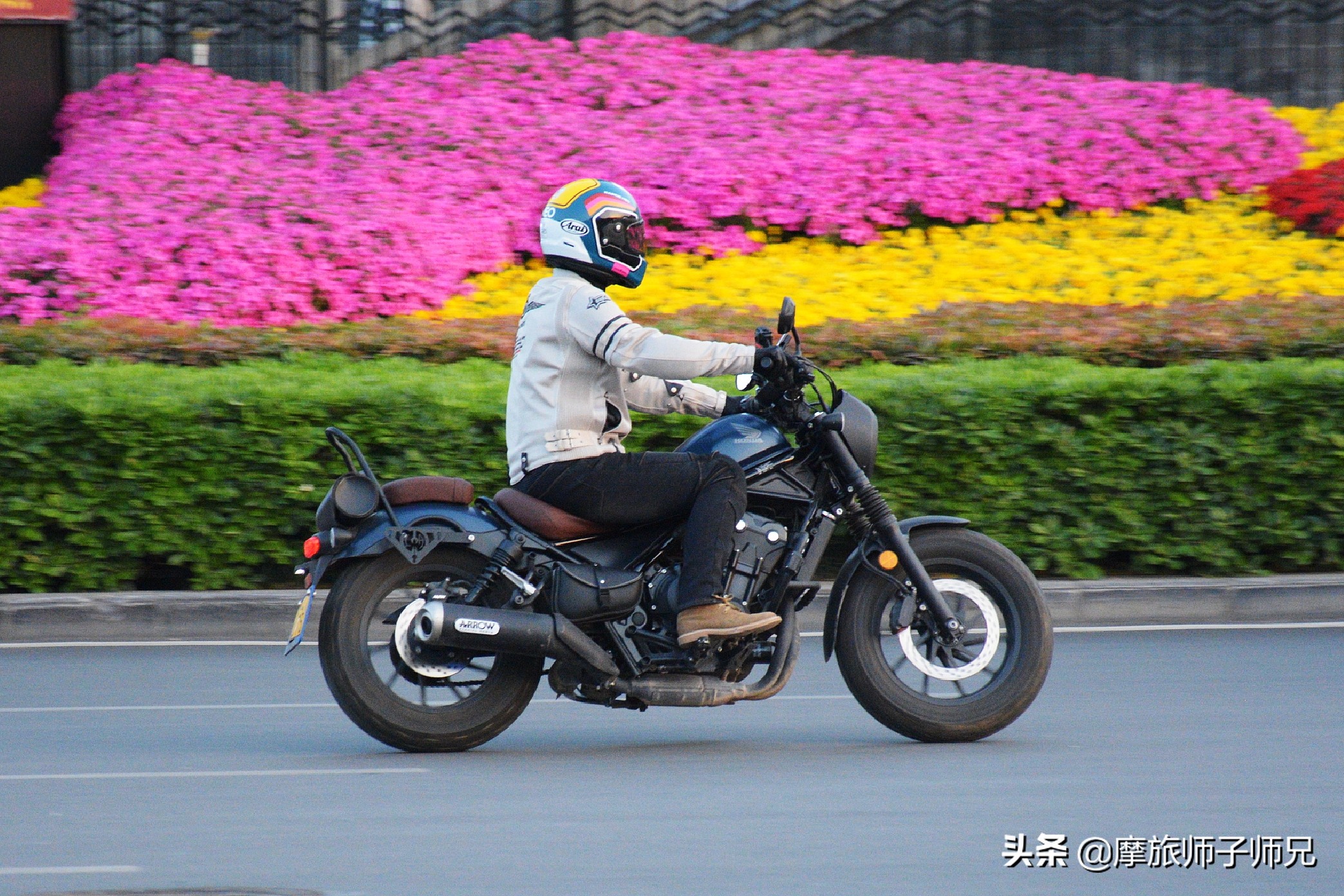 摩旅穷游到底选什么摩托车好,摩旅自驾游选什么摩托车
