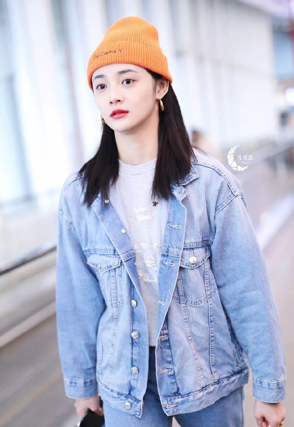 周洁琼代言的运动鞋子,周洁琼鞋