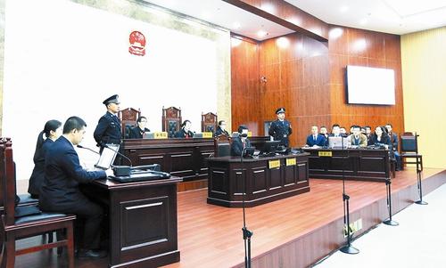 男子因代购橘子罐头被判5年,申请203万国家赔偿