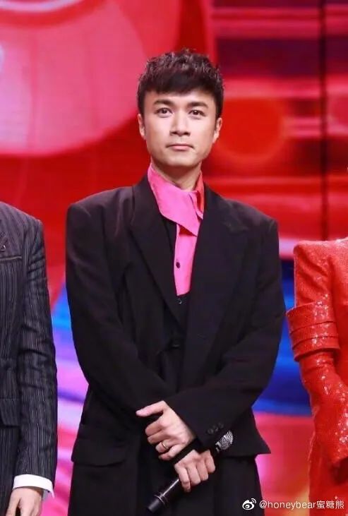 古巨基晒儿子的视频,古巨基和儿子合影