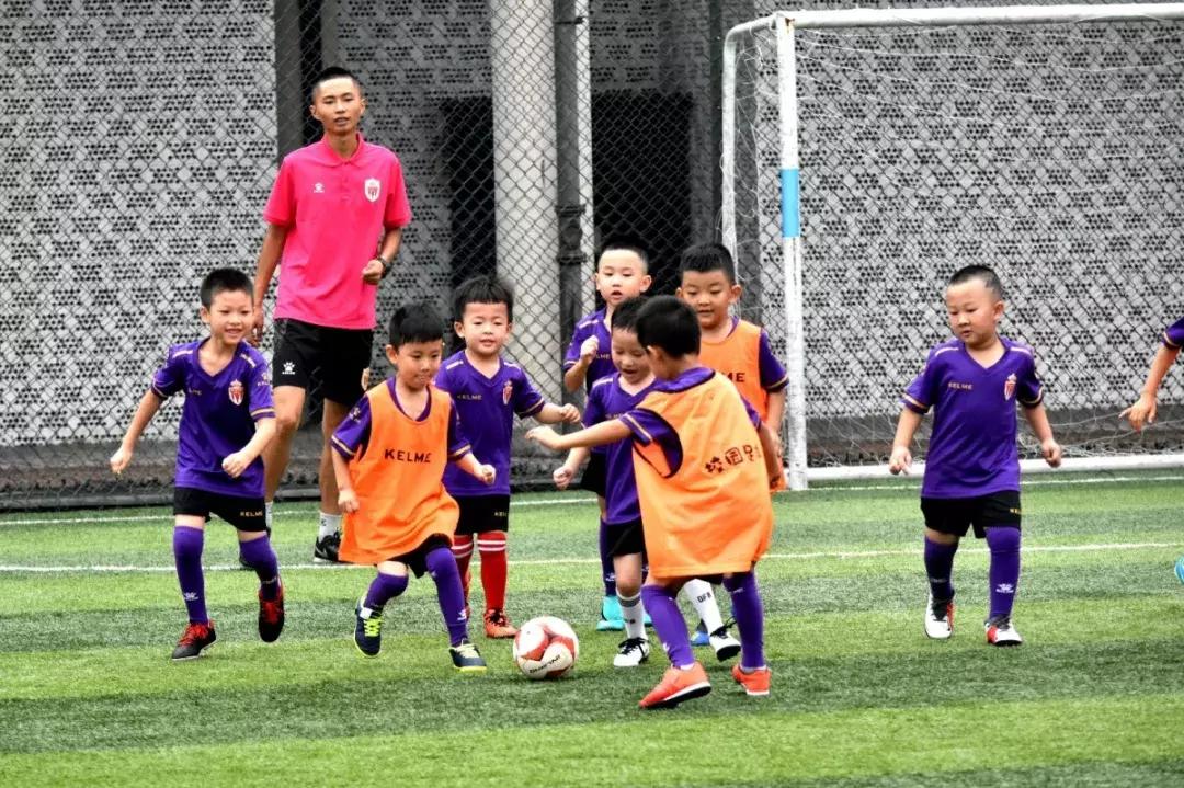 踢球吧少年鲁能杯,踢球吧少年免费全集