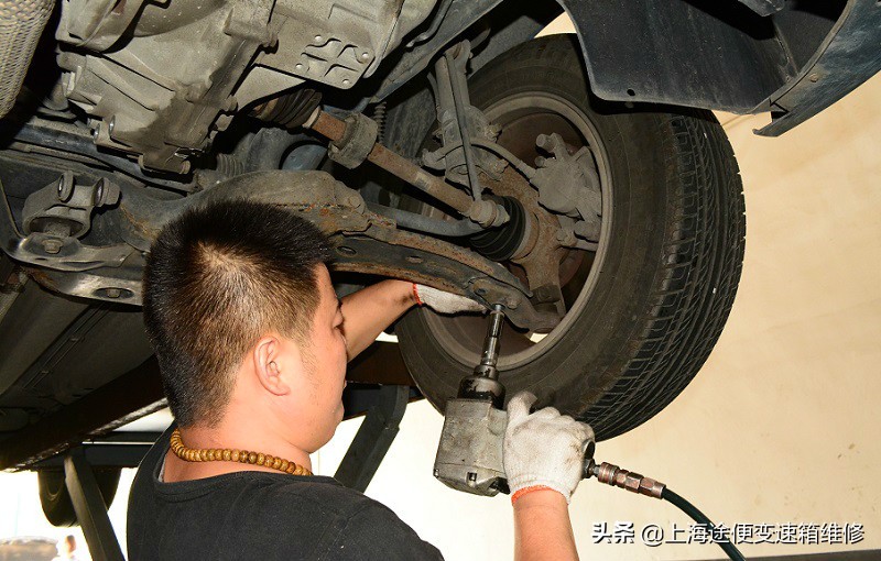 比亚迪f0挂挡不顺畅维修多少钱,比亚迪f0半自动变速箱挂不上挡