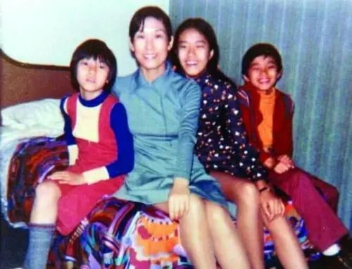 今天的热搜没有他，是8090后最大的悲哀