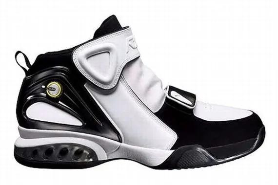 哪些球鞋难看,盘点篮球界大佬上脚的球鞋