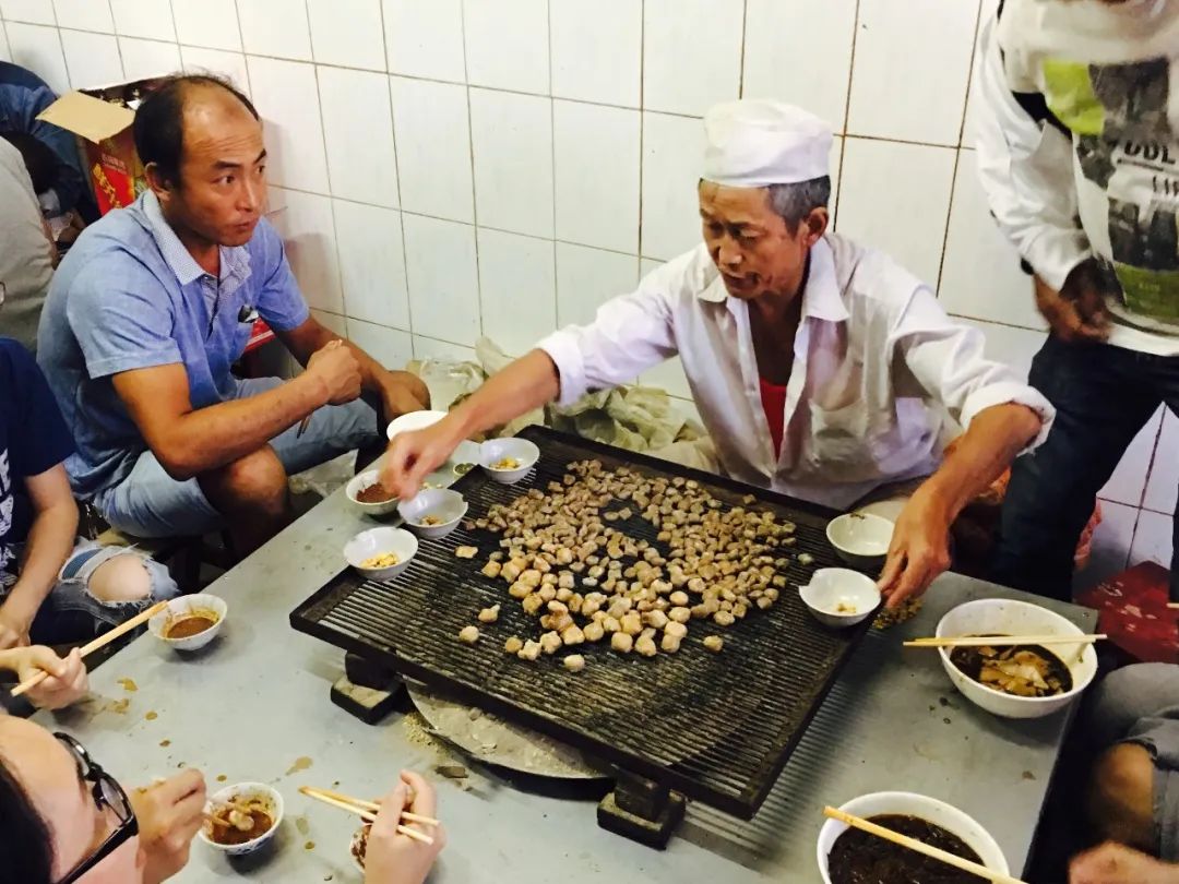 昆明疫情期间日销400000块，一口咬出“豆浆”的豆腐，在家就能吃