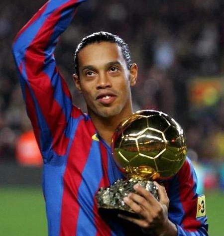 梅西c罗足球世界排名,c罗和梅西谁获得了第六次金球奖