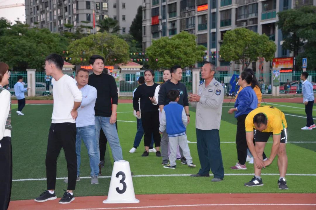 共兴小学老师趣味运动会,霞浦县第三小学第九届校园运动会