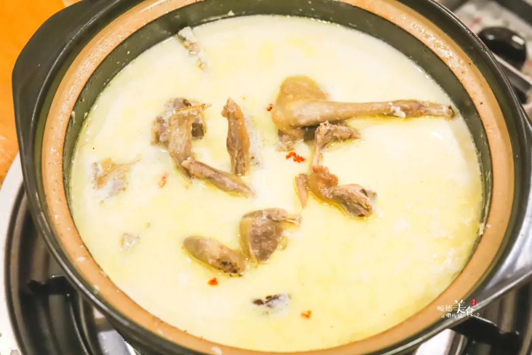 10张桌子的餐饮店,10张桌子串串店