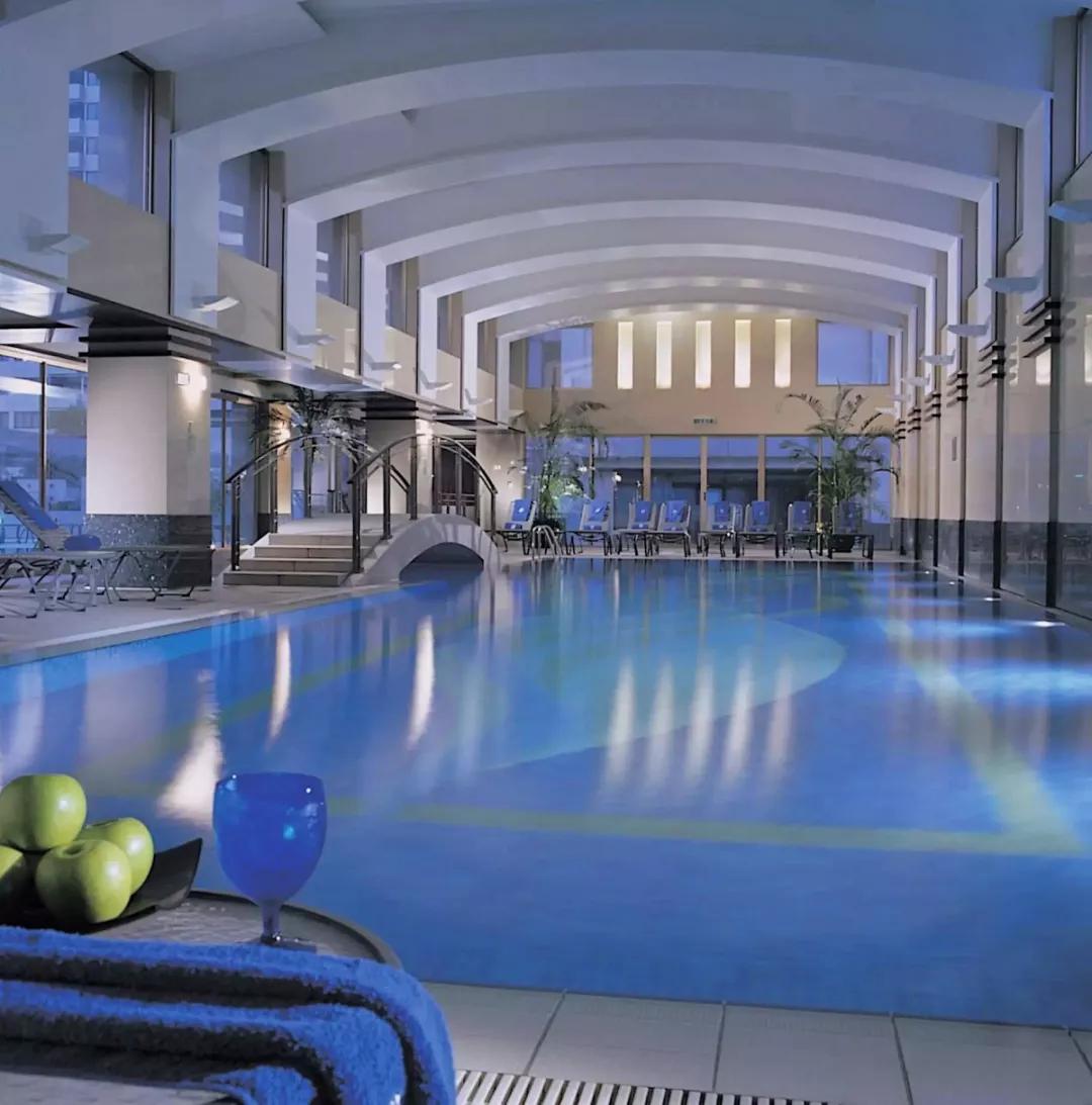 最值得去的游泳池,夏天到了游泳好去处