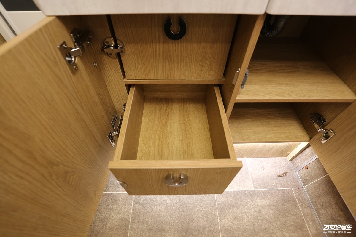 定价超百万的国产车,戴德e途promax房车228万