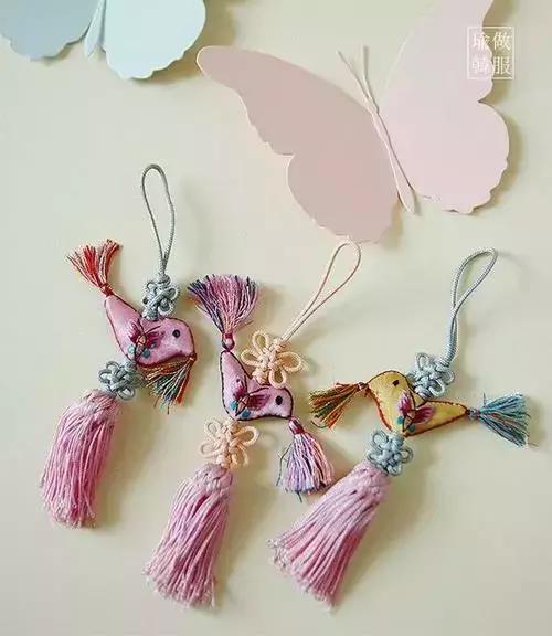 小学生中国结的编法图解,中国结蝴蝶挂件的编法图解