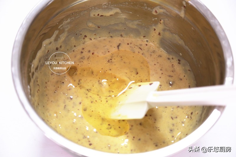 用电饭锅做枣糕如何不回缩,电饭锅做枣糕需要多长时间能熟