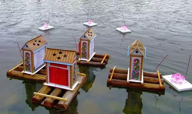 闽南鬼节晚上能出门吗,今天是鬼节要注意什么