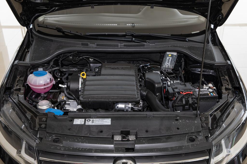 2013桑塔纳二手车12万公里指导价,2014桑塔纳1.6手动新车指导价