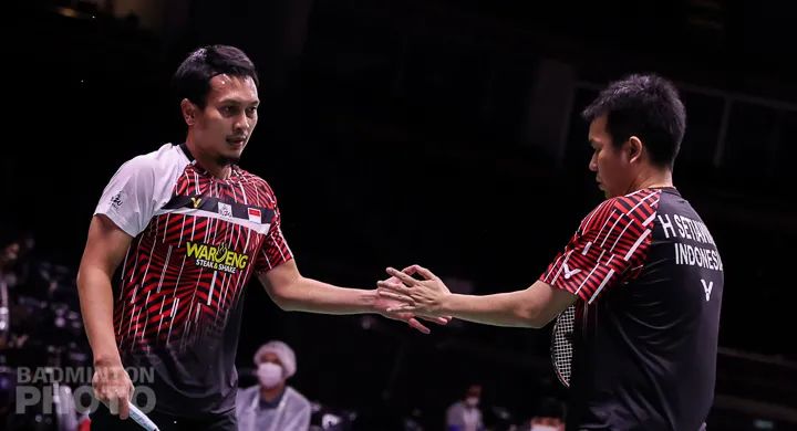 羽毛球职业运动员用的拍线,拍线技巧