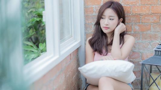 当女生被撩,女生被撩的时候什么心理