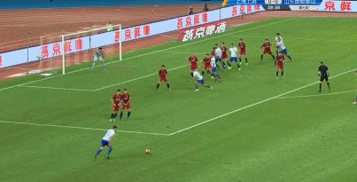 战术拨乱反正，最后时刻鲁能不卧草真爷们