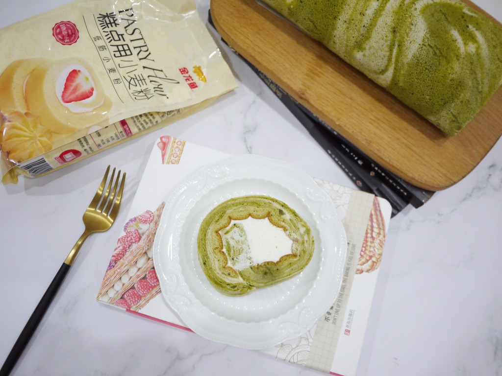 抹茶蛋糕松软细腻有诀窍,抹茶蛋糕撒上抹茶真的好吃