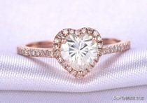 婚戒18k金还是铂金,黄金婚戒是不是要一直戴