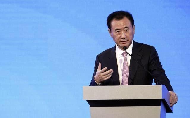 王健林大连新建足球场,一方出资一方出地皮建厂房