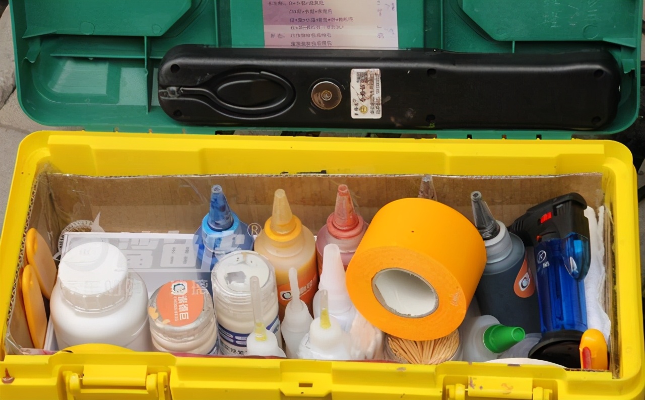 真皮座椅翻新修复一般多少钱,真皮座椅压出印记怎么修复