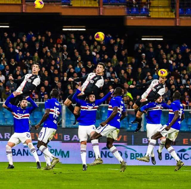 变态“自虐”，俯瞰众生！凌晨三点入睡的C罗：地心引力是什么？