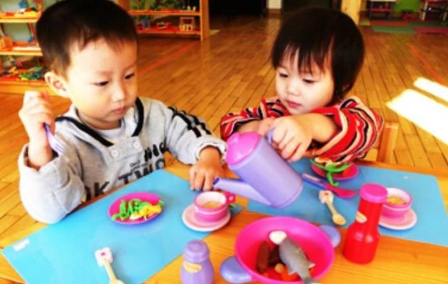 男孩无名指比食指长的人聪明吗,孩子右手食指比无名指长代表什么