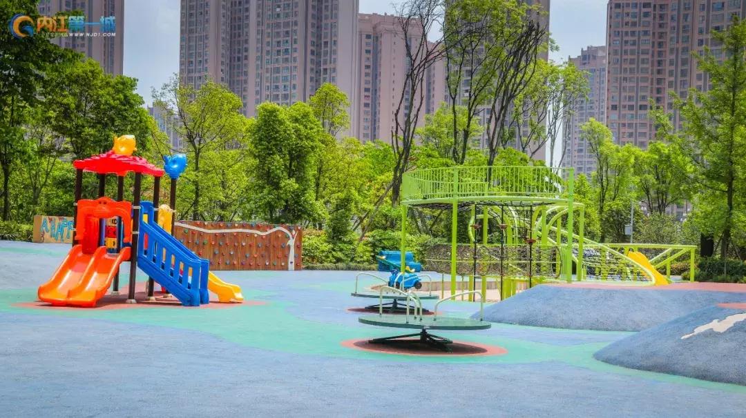 内江体育馆有室内运动场吗,内江健身运动