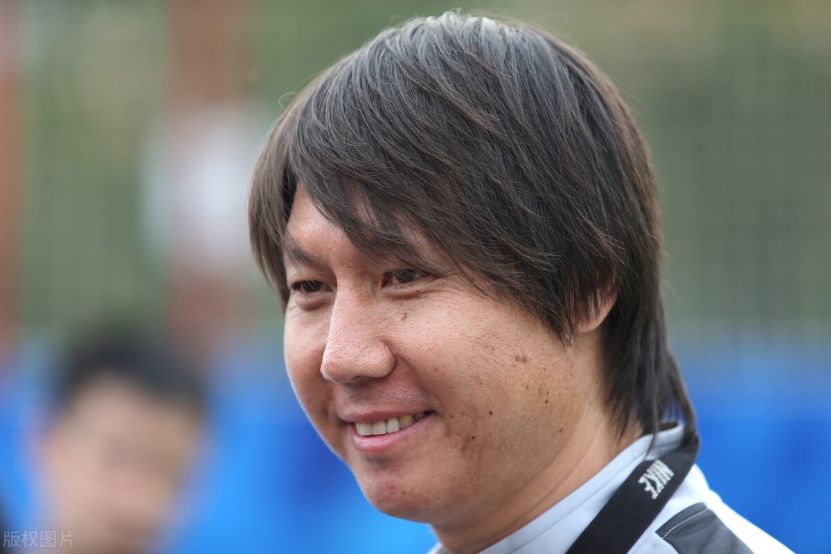 国足备战亚洲杯调整,国足世预赛战胜伊拉克