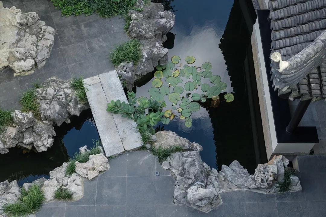 西湖边的传奇山庄，开业登顶“杭州最贵酒店”，旧址重生yyds