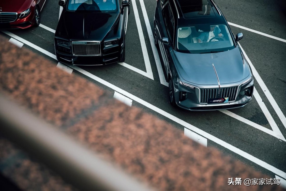 红旗ehs9驾驶感受,一汽红旗e-hs9进口豪华大型SUV