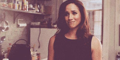 美国政府“魔爪”伸向英国王室！连王妃的婚纱、戒指都不放过