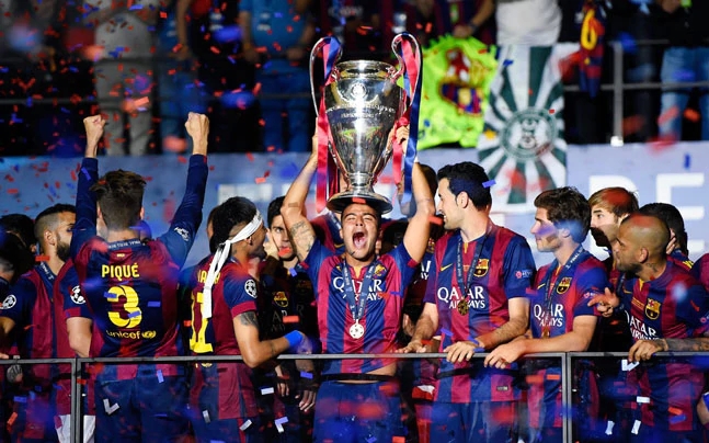 三冠王冠军最多的球队,三连冠的球队有哪些