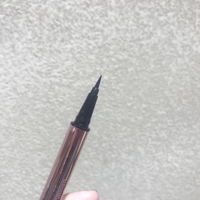 选对了眼线笔,让你的眼睛大一倍