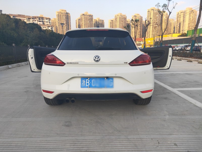 大众尚酷1.4t加多少升机油,大众1.4t尚酷