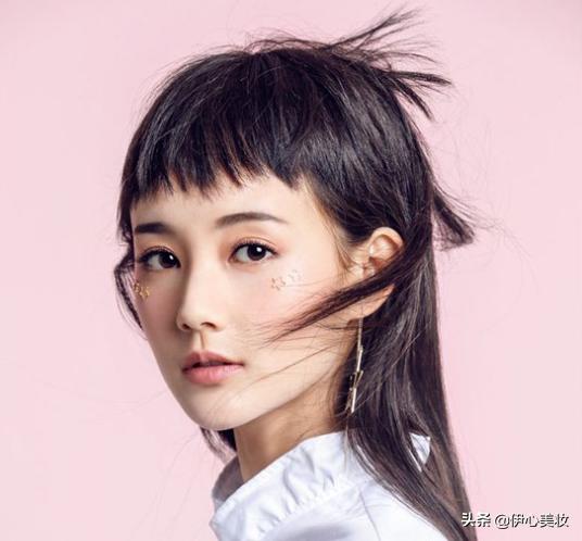 女生洗完头老是掉头发,头发漂完掉发怎么护理